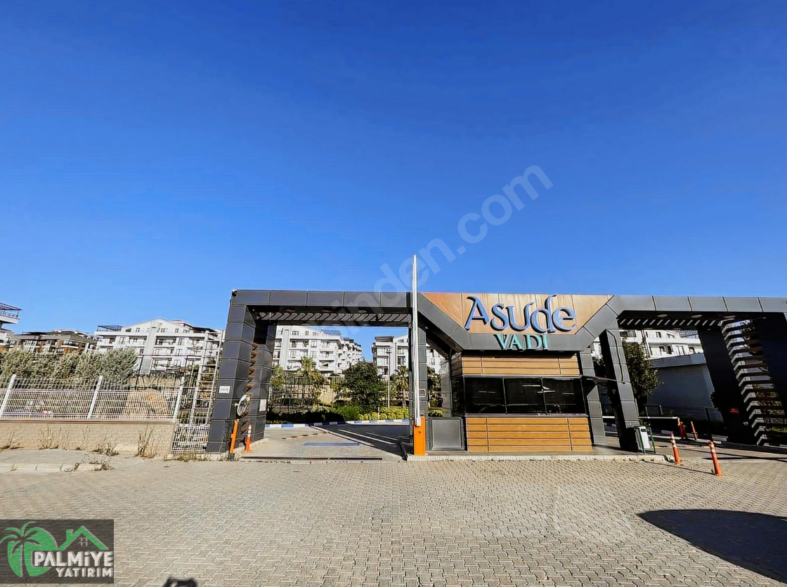 ASUDE VADİ'de SATILIK BAHÇEKATI